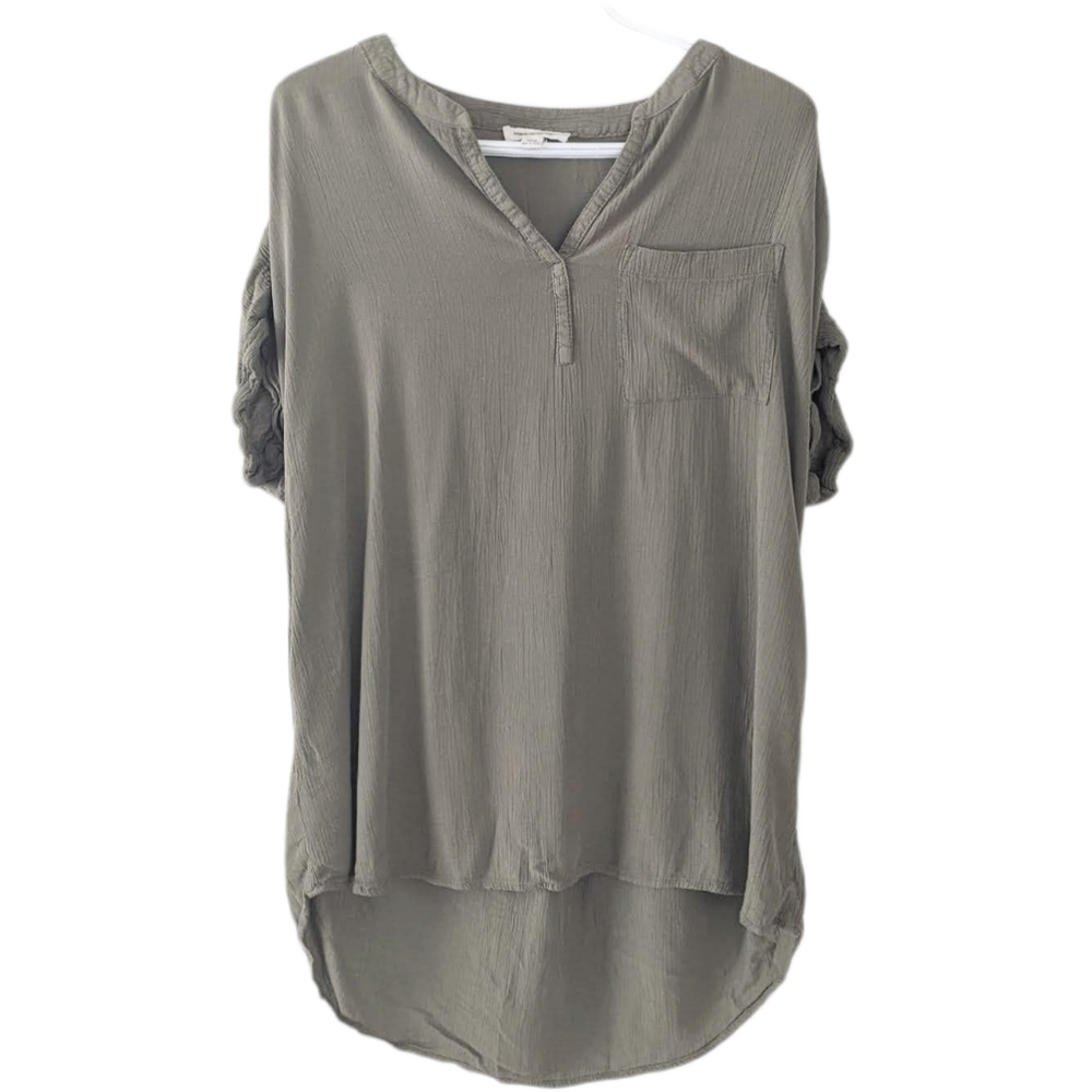 BeachLunchLounge Khaki olive Green textured shirt Medium